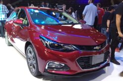 Chevrolet revela os novos Cruze Sport6 e Tracker