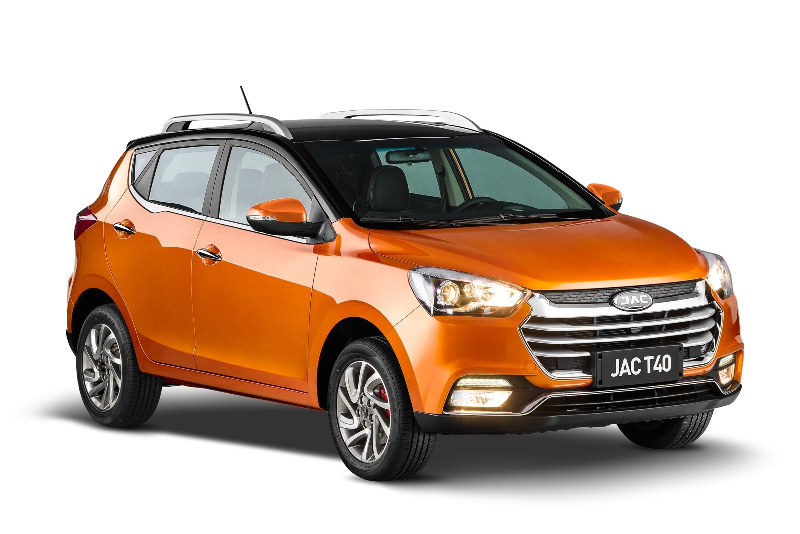 JAC T40 atrasa e chega em agosto; haverá versão CVT
