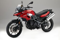 BMW F 700 GS 2017 muda e mexe no preço