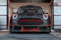 Salão de Frankfurt: Mini exibe conceito de corrida