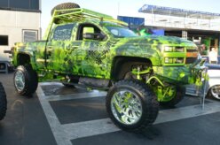 As maluquices e bizarrices do salão de tunados SEMA 2017