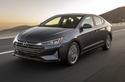 Novo Hyundai Elantra traz design exótico e mira no Corolla