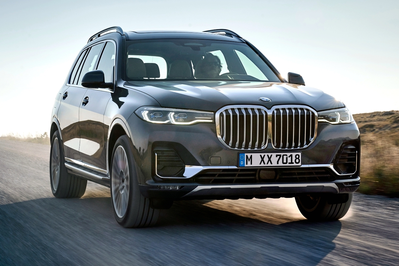 BMW lança o maior SUV da sua história, o inédito X7