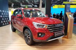 Salão de SP: Lifan estreia X70 e revela mais dois modelos 