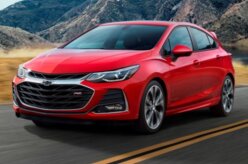 Aposentado nos EUA, Cruze 2020 reestilizado atrasa no Brasil
