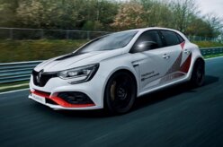 É da Renault hatch de tração dianteira mais rápido do mundo
